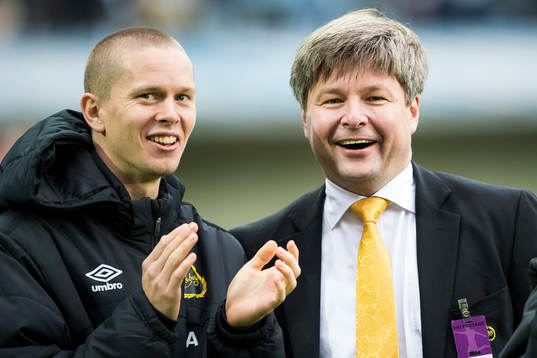 Elfsborgs ordförande Bo Johansson jublar