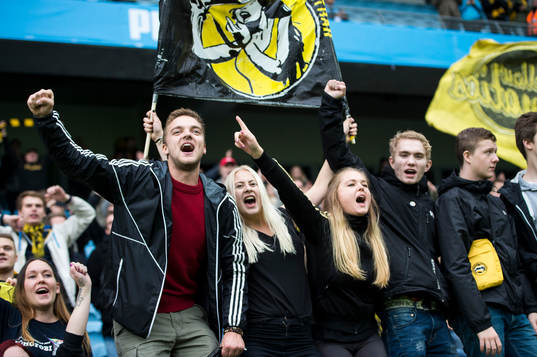 Elfsborgs supportrar jublar