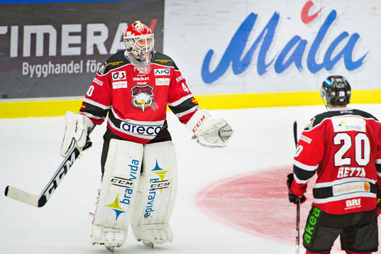 Malmö Redhawks målvakt Pontus Sjögren slår ut med