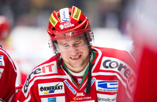 Modos Dennis Persson skadade sig