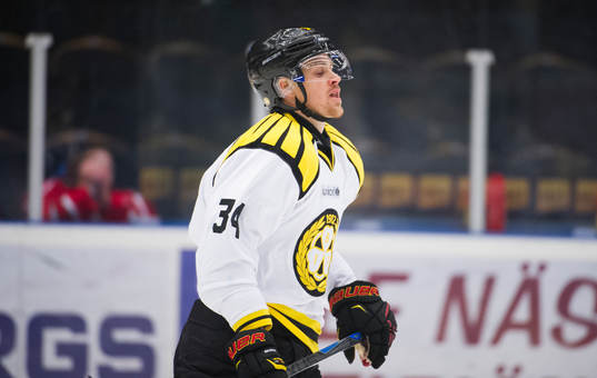 Brynäs Daniel Brodin missar straff