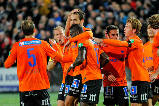 Norrköpings Alhaji Kamara jublar