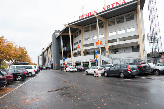 Vy över entren på Behrn Arena