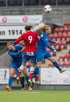 Eskilstunas Kimberly DeCesare och Sofie Persson i nickduell