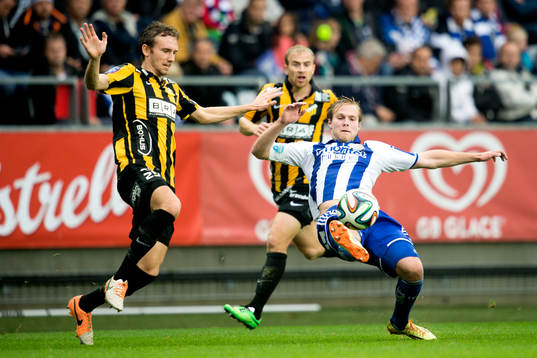 IFK Göteborgs Gustav Engvall och Häckens Simon Sandberg