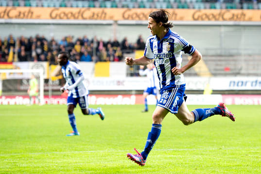 IFK Göteborgs Lasse Vibe jublar