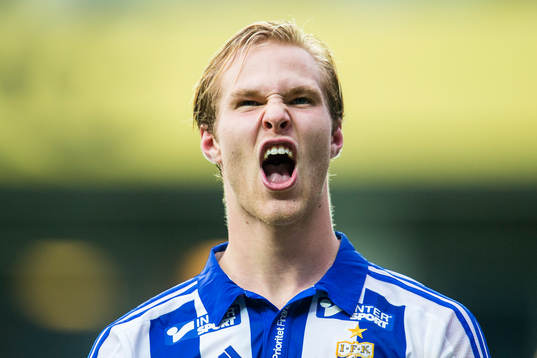 IFK Göteborgs Gustav Engvall jublar