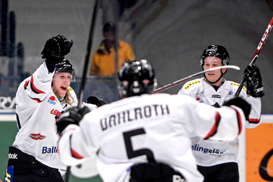 Asplövens Patrik Näslund jublar