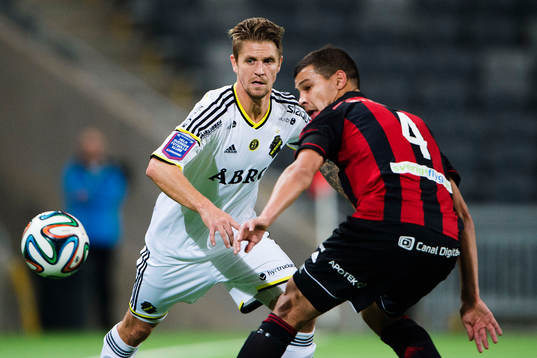 s Martin Lorentzson  och Brommapojkarnas Mauricio Albornoz