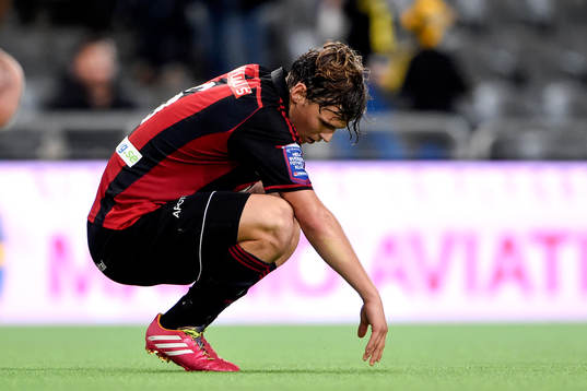 Brommapojkarnas Jesper Karlström deppar