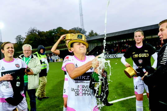 Rosengårds Alexandra Riley jublar