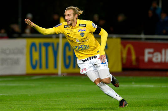 Falkenbergs Tobias Carlsson jublar