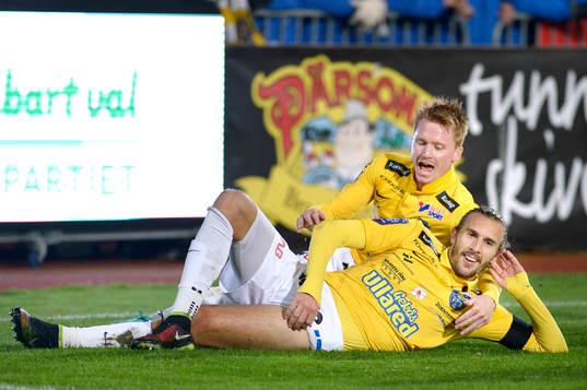 Bläddra bland fler bilder av Fotboll, Allsvenskan, Falkenberg - Helsingborg