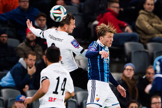Örebros Robert Åhman Persson och Djurgårdens Martin