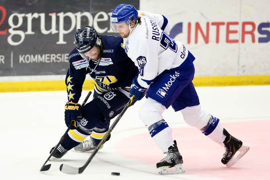 s Marcus Nilson mot Leksands Ryan Russell