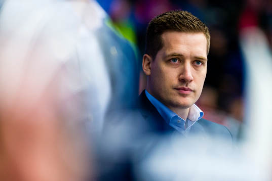 Växjös tränare Sam Hallam