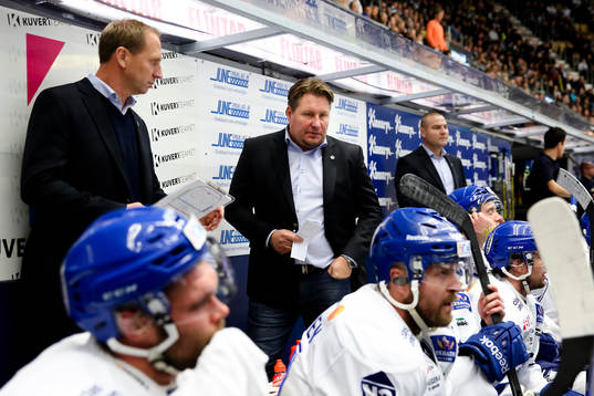 Leksands tränare Andreas Appelgren (i) och Mats Bäcklin