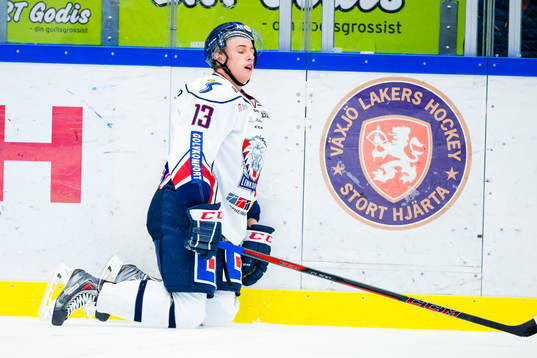 Linköpings Jakub Vrana står på knä
