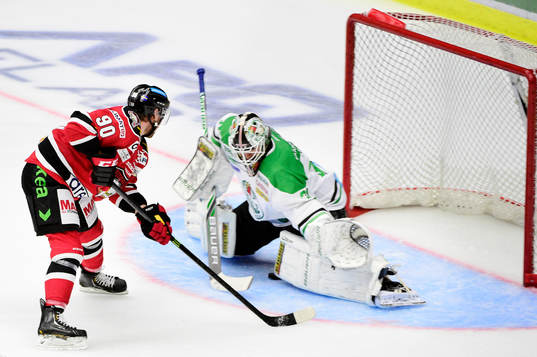 Malmö Redhawks Mattias Persson gör 3-1 bakom Rögles