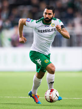 Hammarbys Stefan Batan med bollen