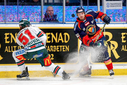 Frölundas Mats Rosseli Olsen och Djurgårdens Alexander