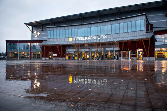 Regn utanför Tegera Arena före ishockeymatchen i SHL