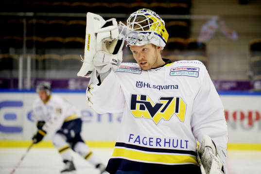 Hv71s målvakt Erik Ersberg