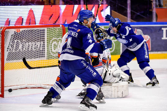 Leksands Robin Gartner jublar