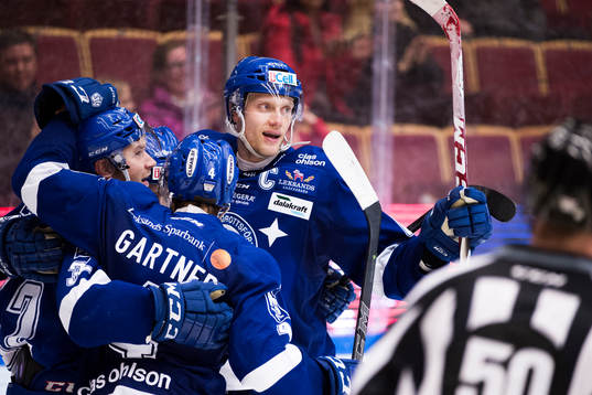 Leksands Jens Bergenström och Johan Ryno jublar