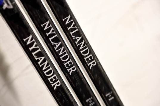 Modos William Nylanders klubbor