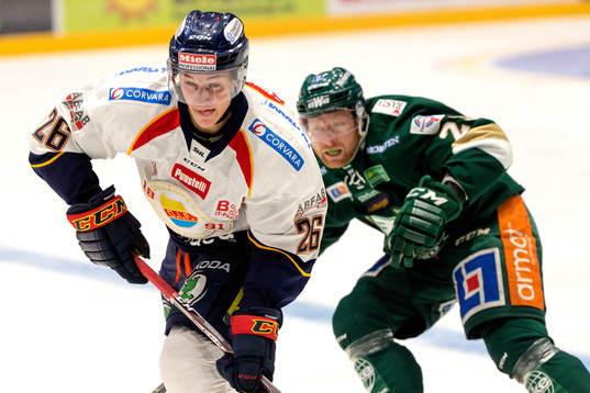 Djurgårdens David Rundqvist och Färjestads Martin Röymark