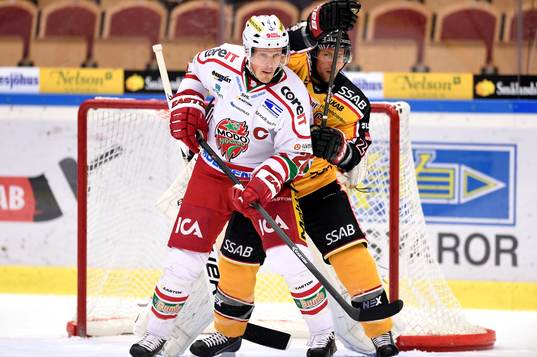 Modos Samuel Påhlsson och Luleås Chris Abbott