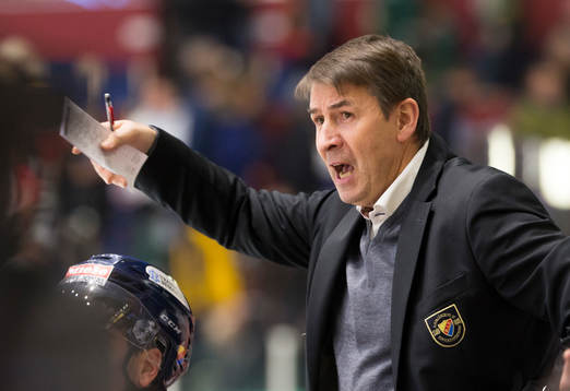Djurgårdens tränare Hans Särkijärvi är upprörd