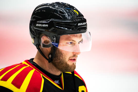Brynäs Niclas Andersén före ishockeymatchen i SHL mellan