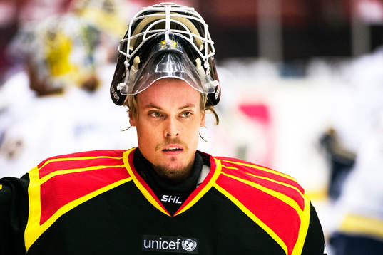 Brynäs målvakt Joel Gistedt före ishockeymatchen i SHL
