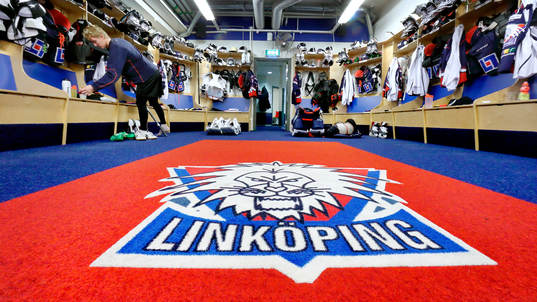 Linköpings omklädningsrum före ishockeymatchen i SHL