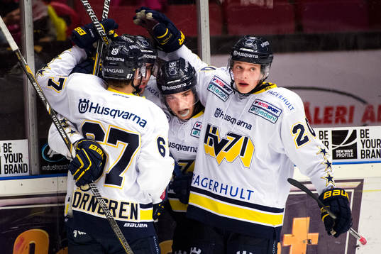 HV71s  Christoffer Törngren, Riley Holzapfel, Filip