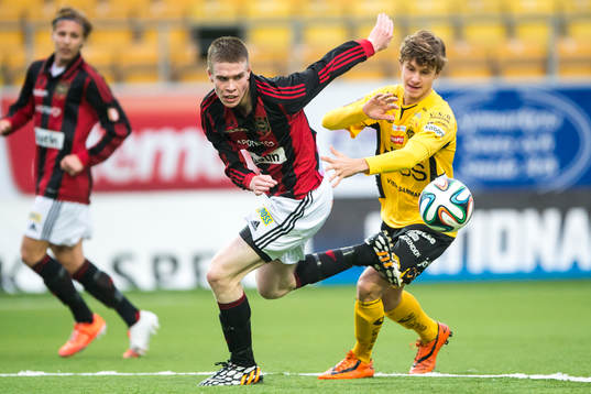 Brommapojkarnas Thomas Poppler Isherwood och Elfsborgs