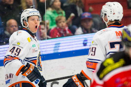 Växjös Rhett Rakhshani jublar