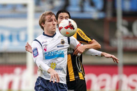 Gefles Johan Oremo och Häckens Leonard Zuta