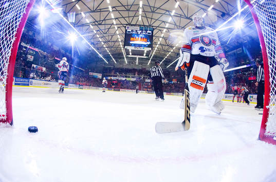 under ishockeymatchen i SHL mellan Örebro och Växjö