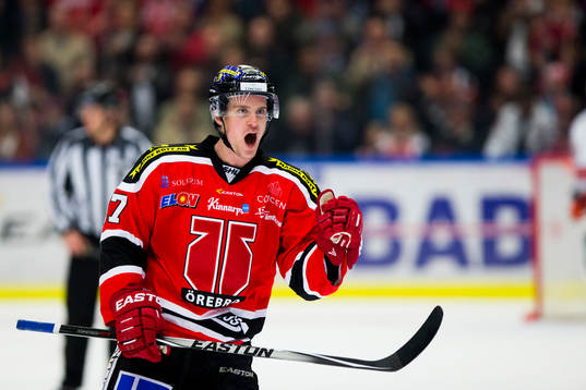 Örebros Stefan Johansson jublar