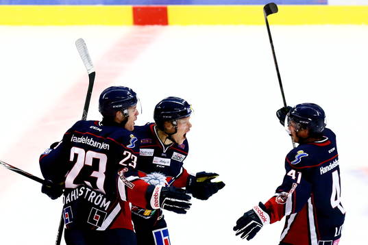 Linköpings Anton Karlsson jublar
