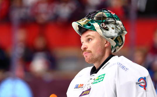 Färjestads målvakt Justin Pogge inbytt