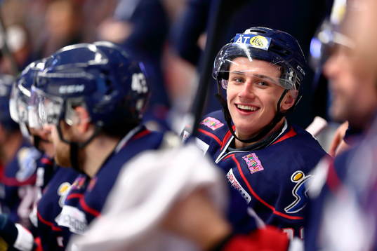 Målgörare Linköpings Jakub Vrana i båset