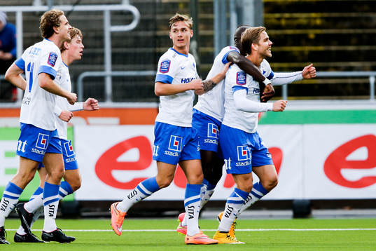 Norrköpings Christoffer Nyman (th) jublar