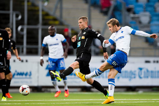 Norrköpings Christoffer Nyman skjuter in 1-0