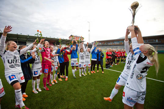 Sirius vinner F19 finalen straffar och jublar