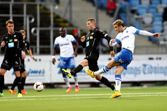 Norrköpings Christoffer Nyman gör mål och 1-0