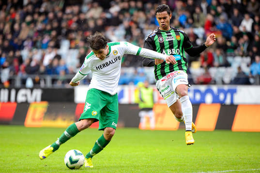 Hammarbys Lars Fuhre och GAIS Ariel Lassiter
